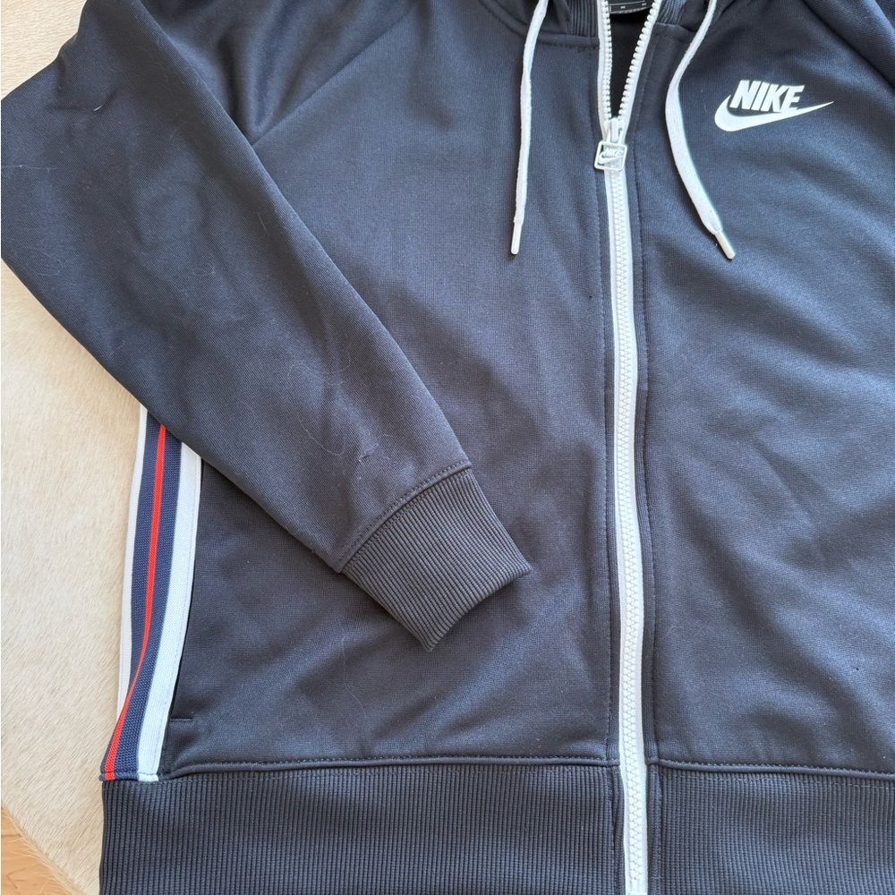 Nike Black Zip-Up with Stripe Detail - Picture 7 of 8